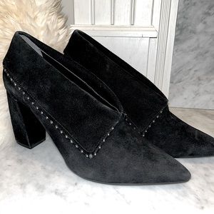 Aresoles Genuine Suede Studded Black Pointed Toe Ankle Bootie Size 10